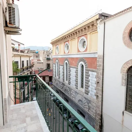 Apartment With Huge Terrace Cerrado