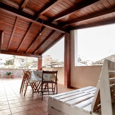 Apartment With Huge Terrace Cerrado *